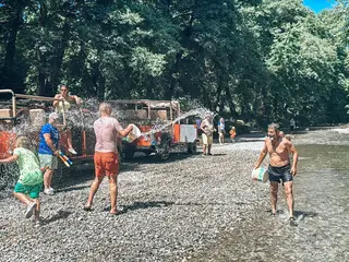 Sarıgerme Jeep Safari - dere geçişi ve su eğlencesi